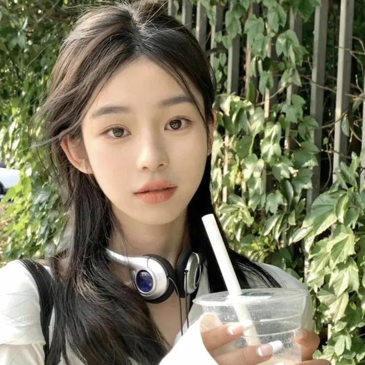 隔壁的房间